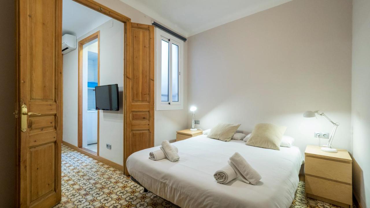 Acogedor Apartamento De 2 Dormitorios Barcelona Eksteriør bilde