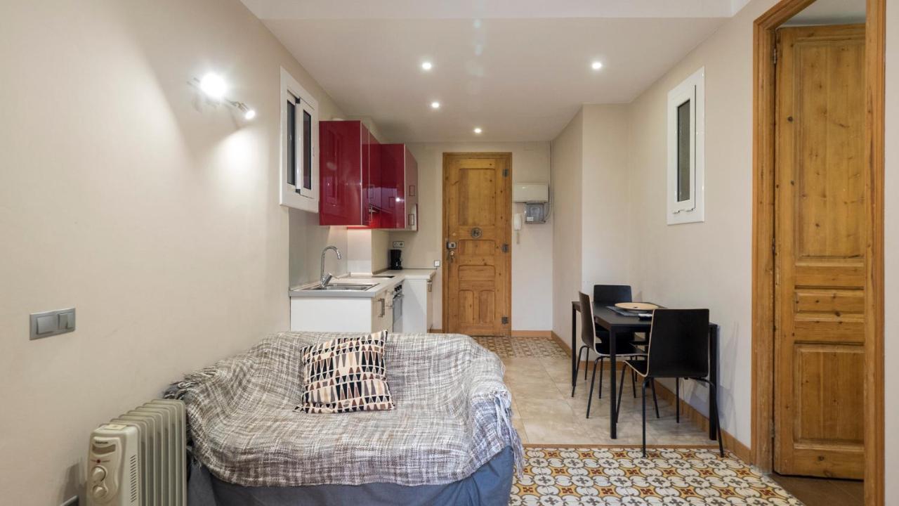 Acogedor Apartamento De 2 Dormitorios Barcelona Eksteriør bilde