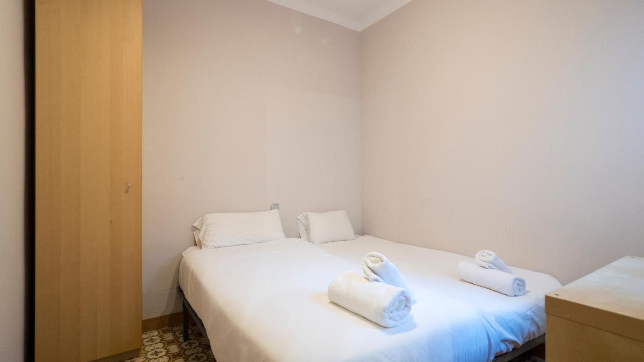 Acogedor Apartamento De 2 Dormitorios Barcelona Eksteriør bilde